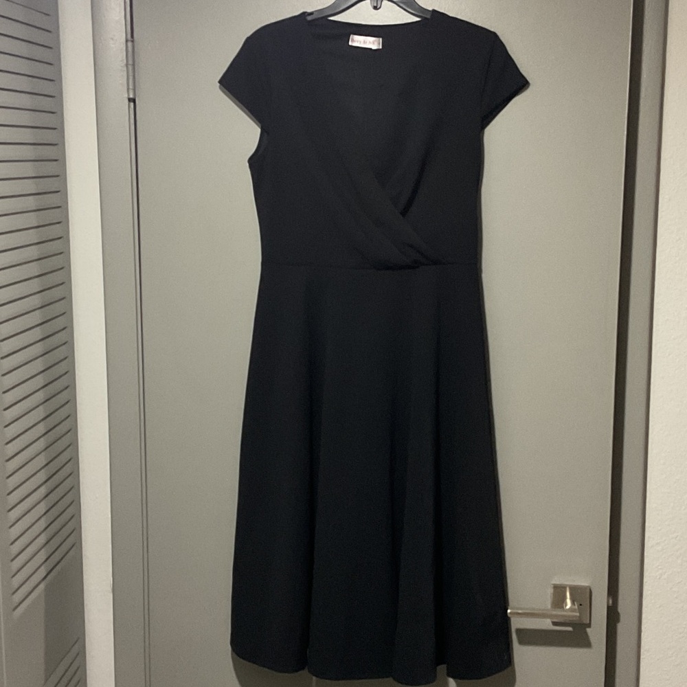 Chic Black Midi Dress, Size L